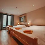 Les Loneux 27 Pers, - Vue Incroyable - Wellness, Billard, Cinema
