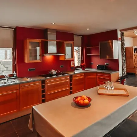 Les Loneux 27 Pers, - Vue Incroyable - Wellness, Billard, Cinema Holiday home *