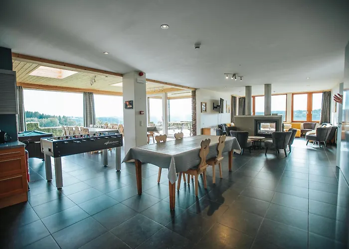 Les Loneux 27 Pers, - Vue Incroyable - Wellness, Billard, Cinema Hébergement de vacances Malmedy